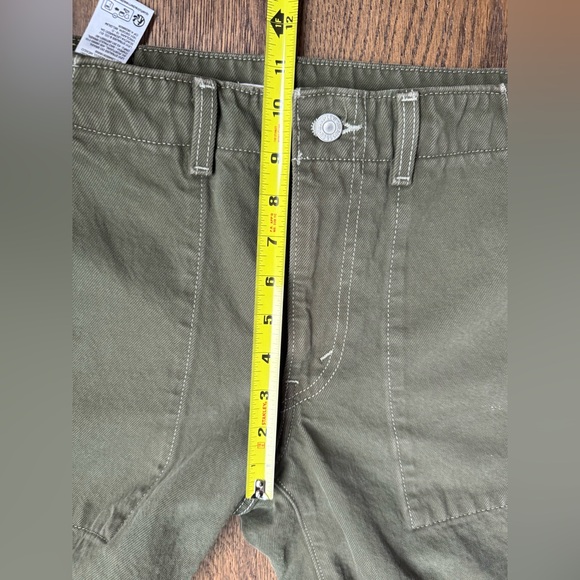 Levi's SIZE 27 Baggy Dad Olive Green Premium Denim Jeans - Picture 6 of 10